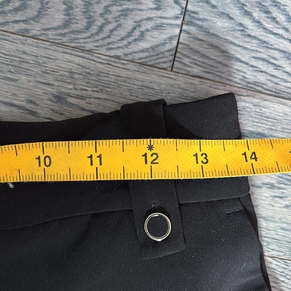 Black high waisted shorts - Picture 4 of 9